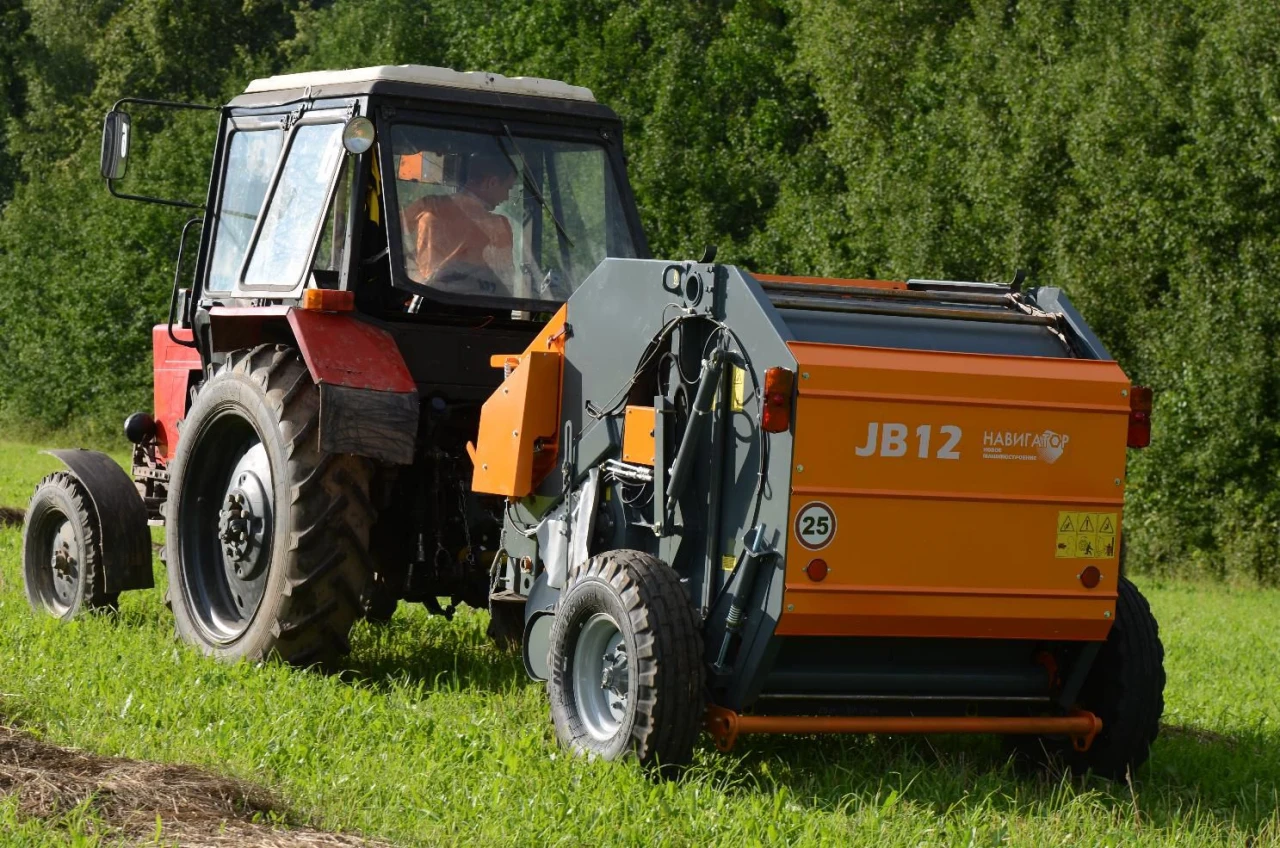 Baler JB12/2000. #2