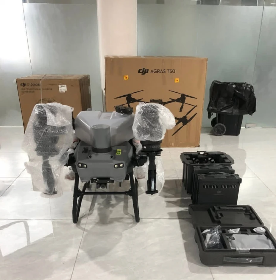 DJI Agras Agricultural Spraying Drones, High Efficiency Crop Sprayers. #1