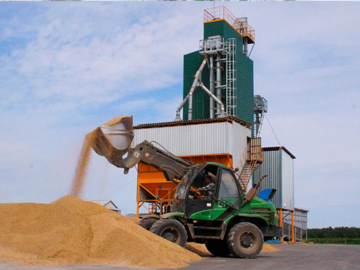 Universal loader with a telescopic boom. - 5 Universal loader with a telescopic boom. #5