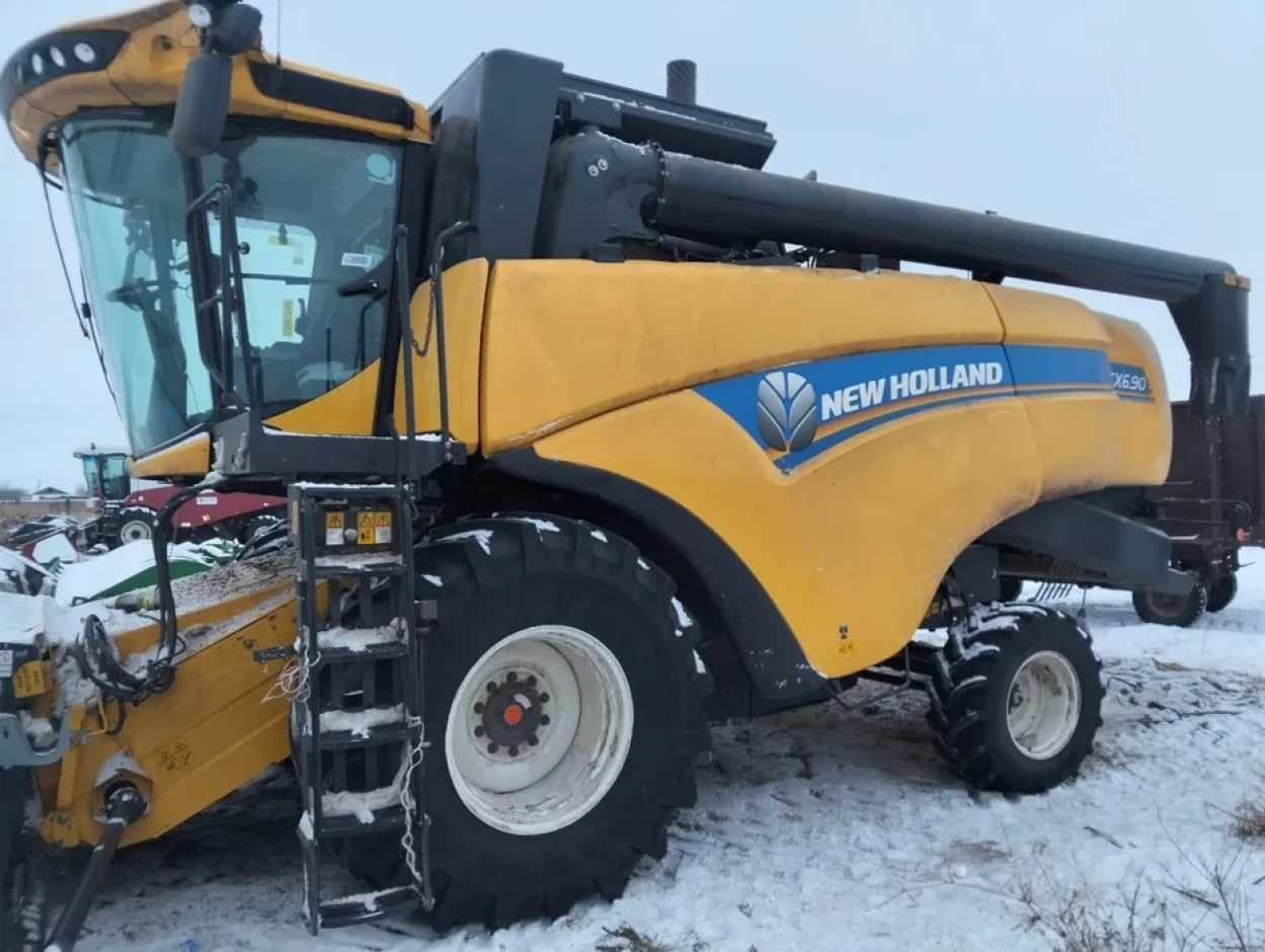 Комбайн New Holland CX6.90 #5